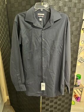 Van Heusen Men's Long Sleeve Dress Shirt